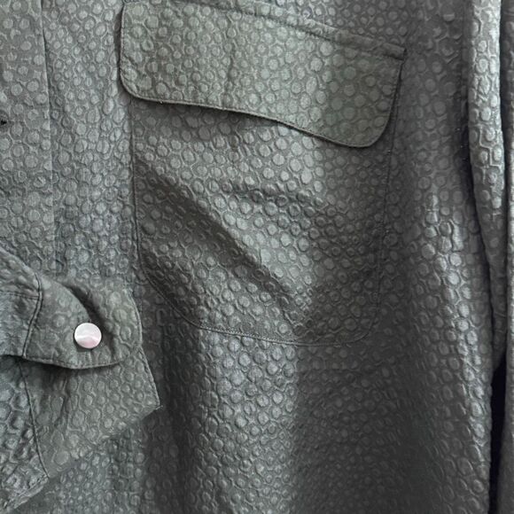 Vintage Kikomo Pebbled Green Silk Button Down M - Picture 2 of 5
